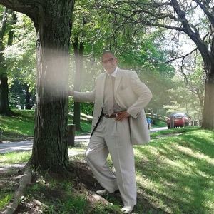 Meet your Posher, Anthony